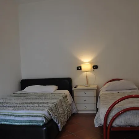 Casa Di Cinzia ゲストハウス 2*