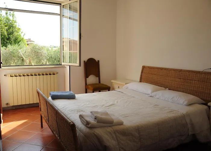 Casa Di Cinzia 게스트하우스 3*